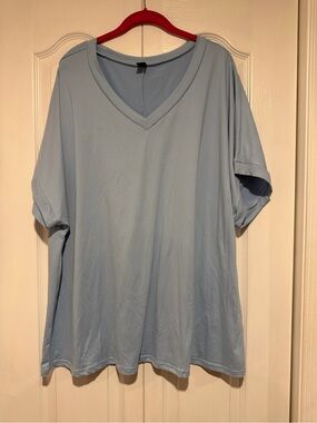 SHEIN Light Blue V-Neck Short Sleeve Tee